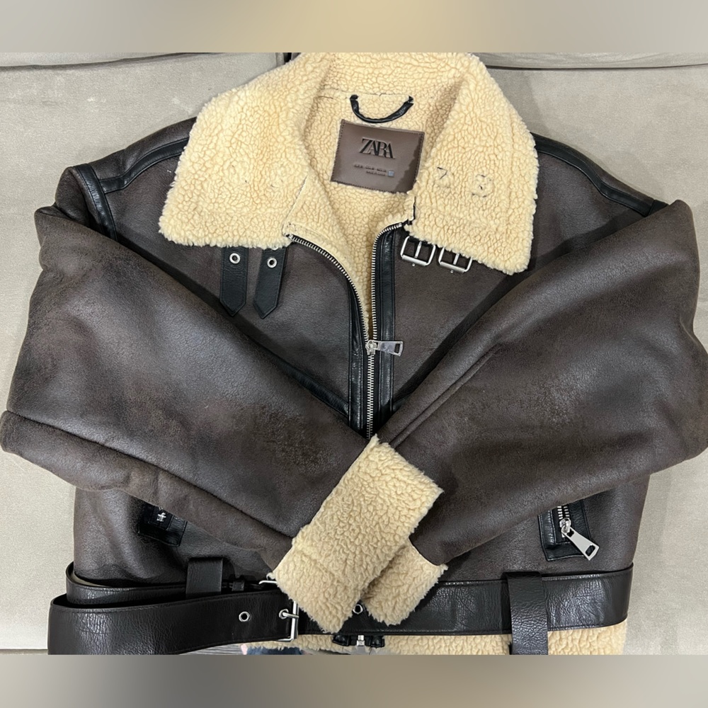 Zara Winter 2023 Cropped Jacket